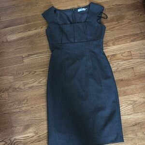 Calvin Klein Elegant Sleeveless Dress